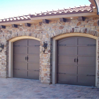 garage-doors-Las-Vegas- Arch-Crest-2x