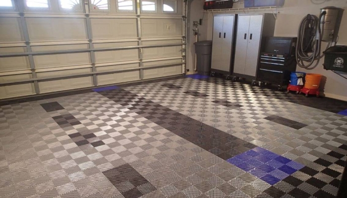 garage floor tile and organization